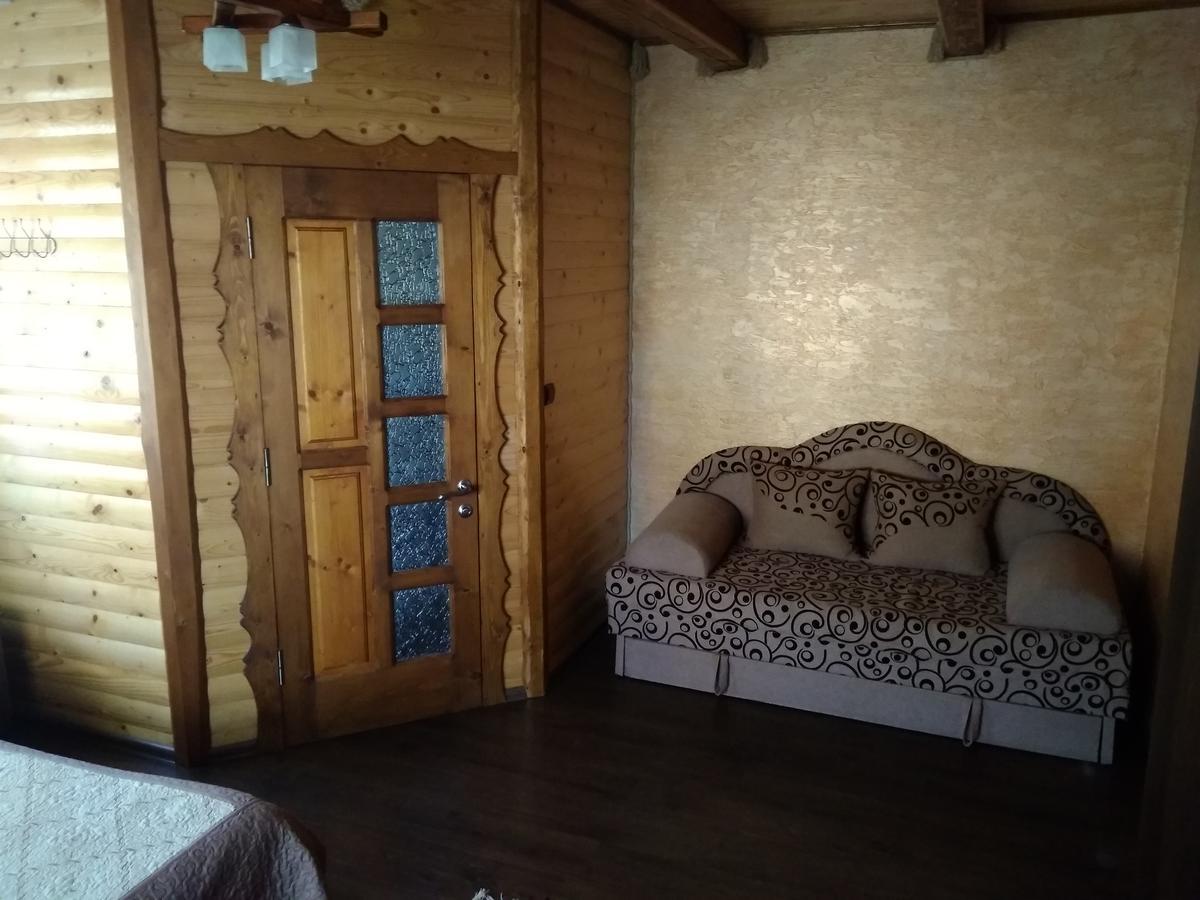 Villa Затишок В Карпатах à Yaremtche Extérieur photo